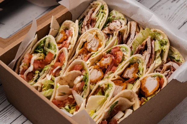 Slaná bedýnka mini wrap mix / 15 ks